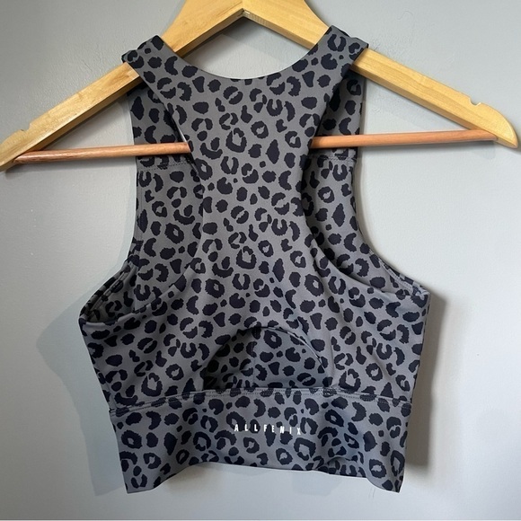 Anthropologie Allfenix dark grey black leopard bra Long Sports Bra size XS - Picture 2 of 8